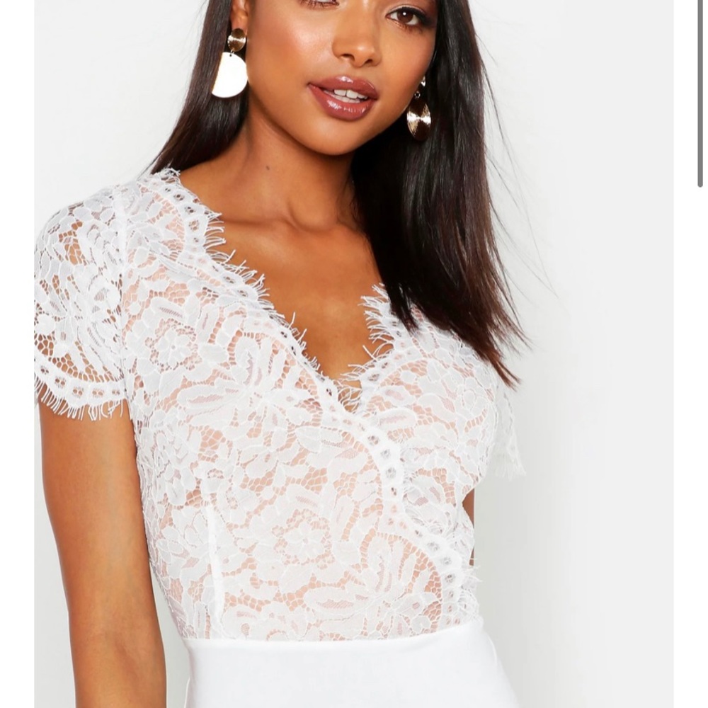 White Boohoo lace body suit